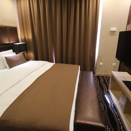 Aquaticum Termal & Wellness فندق ديبريتْسين