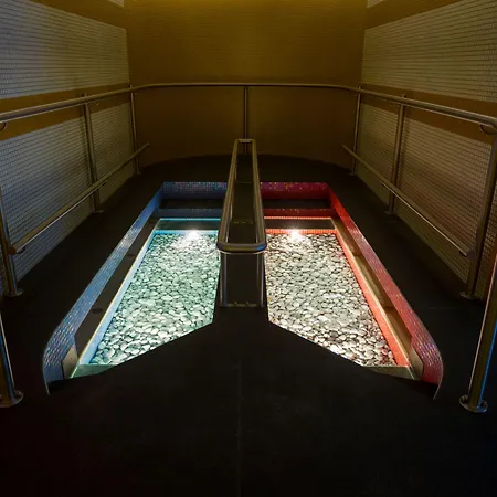 فندق Aquaticum Termal & Wellness ديبريتْسين