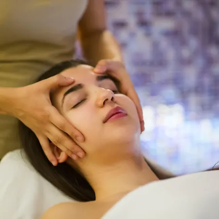 فندق Aquaticum Termal & Wellness ديبريتْسين